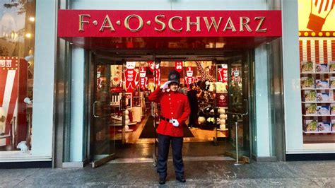 Famous toy store FAO Schwarz returning to New York City after cl - Spokane, North Idaho News ...