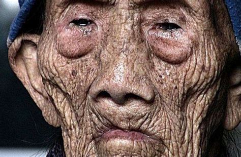 Li ching yuen was the oldest man of the world lived 256 years | 256 साल तक जीवित रहा यह शख्स ...