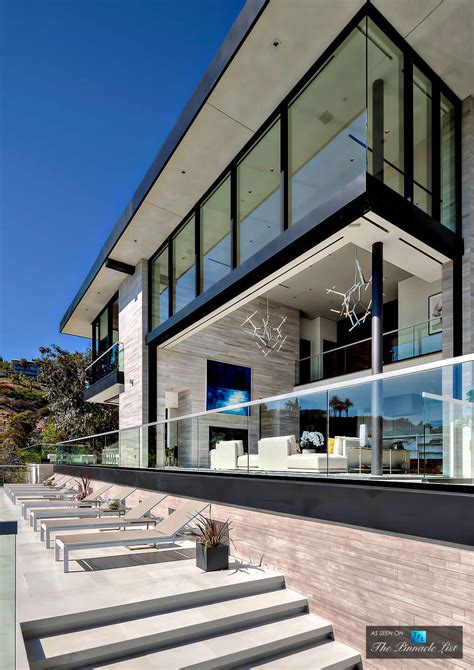 Luxury House in Los Angeles | HomeAdore