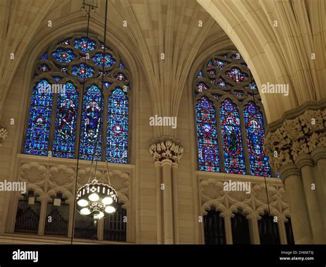 Interior image of the St. Patrick's Cathedral in Manhattan Stock Photo ...