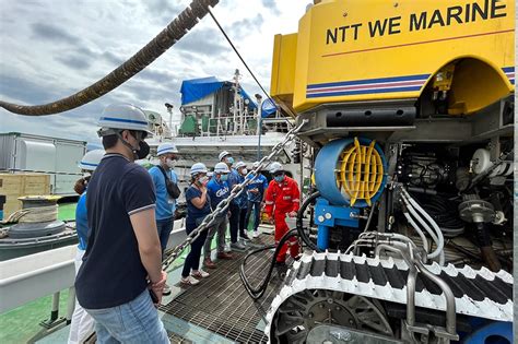 Globe, partners tap NTT WE Marine for last leg of submarine cable ...