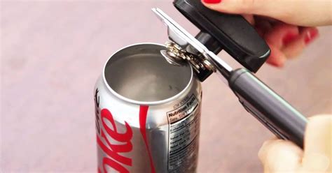 3 Totally Clever DIY Ideas For Diet Coke Cans | Aluminum can crafts, Soda can crafts, Pop can crafts