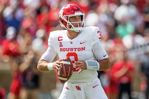 University of Houston football beats Memphis with huge 4th quarter comeback