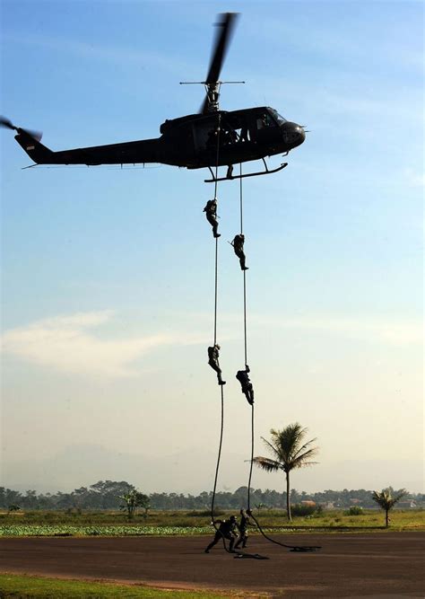 Fast Rope Helicopter Rope Manufactory for Military Use - China Braided Military Rope and ...