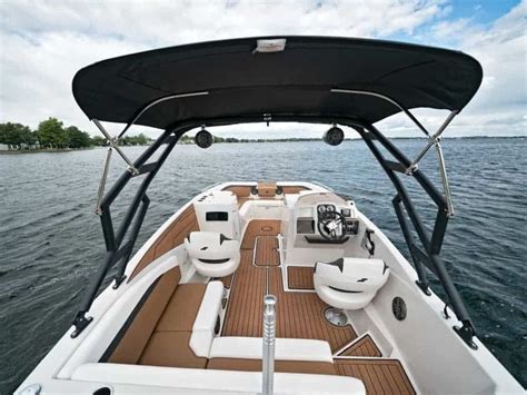 2023 Starcraft SVX 231 OB in 2022 | Bowrider, Deck layout, Boat