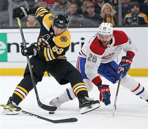 David Pastrnak nets hat trick, reaches 41 goals in Bruins win over ...