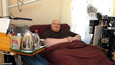 World's heaviest man Paul Mason has lost 20 stone after gastric bypass ...