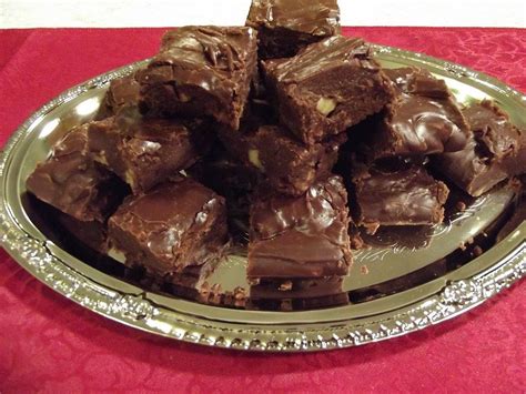 How To Make Chocolate Walnut Fudge - The Hillbilly Kitchen | Walnut fudge, Fudge recipes ...