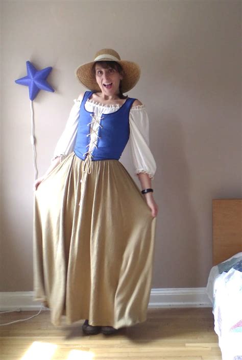 Made By A Fabricista: Renaissance Faire Costume