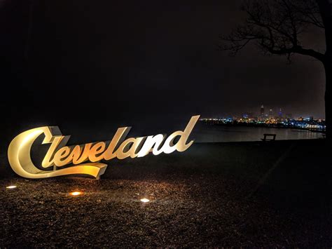 Cleveland Sign at Edgewater Park on a Winter Night : r/Cleveland