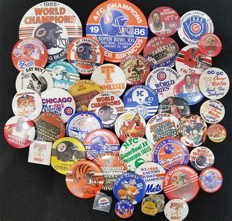 Lot Detail - 1970-1990s Pinback Button Collection (Lot of 45)