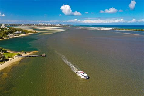 Pics of the Wallamba - Caloundra Houseboats