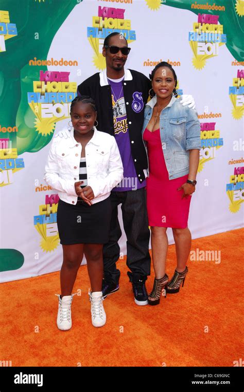 Snoop Dogg, wife Shante Taylor at arrivals for NICKELODEON'S 24th ...