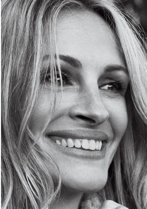 Julia Roberts | Celebrity teeth, Julia roberts, Teeth