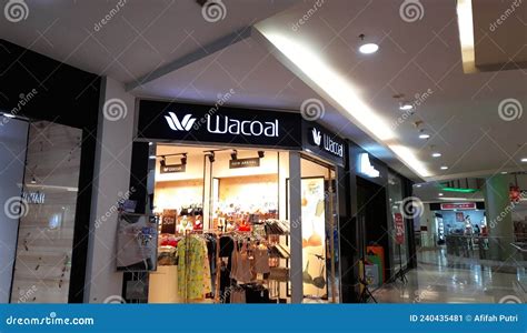 Mall Ciputra, Pekanbaru, Indonesia - 20 January 2022 : Wacoal Store in Ciputra Department Store ...