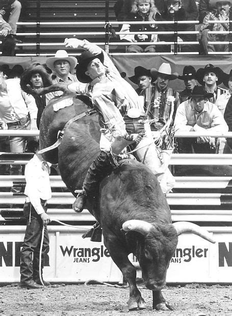 PBR: Bull-riding legend Murray recalls his final ride, on a cold night in Billings | Rodeo news ...