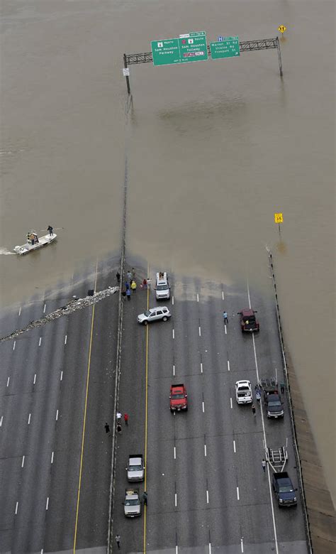 Harvey’s death toll rises to 31 as Houston sees floodwaters drop | Las ...