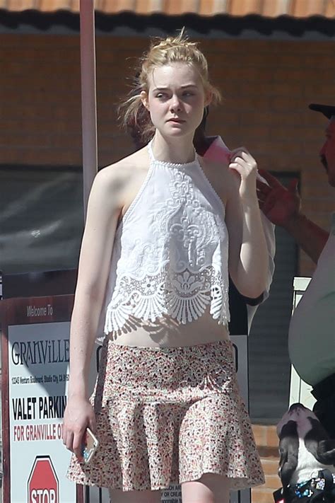 Elle Fanning Street Style - Out in Los Angeles, March 2015 • CelebMafia