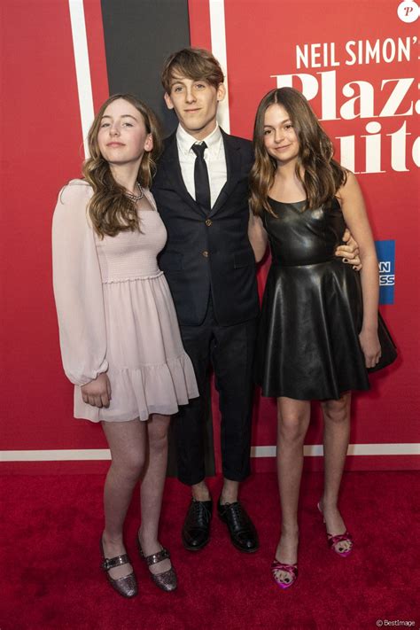 Marion Loretta Elwell Broderick, James Wilkie Broderick et Tabitha Hodge Broderick - Photocall ...