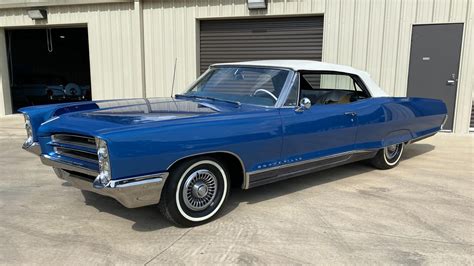 1966 Pontiac Bonneville Convertible at Indy 2022 as S2.1 - Mecum Auctions