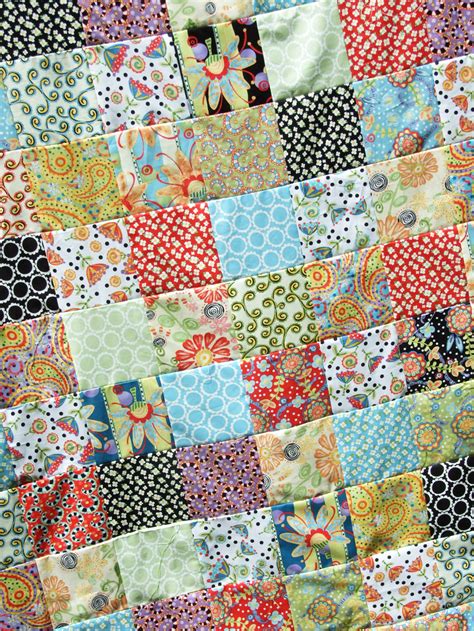 Jennifer Jangles Blog: Charm Square Quilt