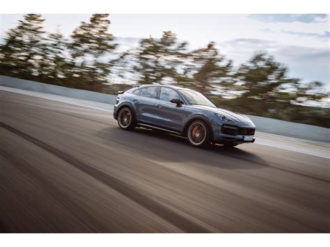 2023 Porsche Cayenne: 53 Exterior Photos | U.S. News