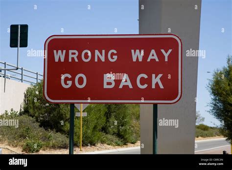 Wrong way go back sign hi-res stock photography and images - Alamy