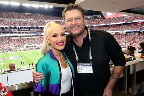 Gwen Stefani and Blake Shelton Sing 'Purple Irises' at Super Bowl TikTok Tailgate