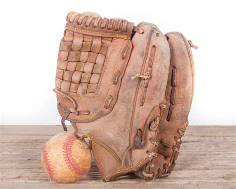 Old Vintage Leather Baseball Glove / SSK Large Youth Baseball Glove ...