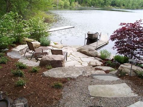 Lakefront Property Landscaping Ideas 15 | Lake landscaping, Backyard landscaping, House landscape