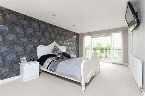 Free download black grey silver white metallic bedroom with feature wall wallpaper [800x533] for ...