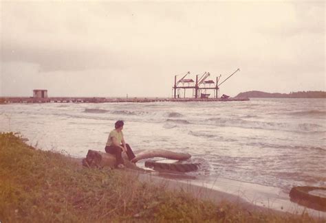 Watching Punta Santiago's Old Port in 1970s/Muelle viejo Puerto Rico ...