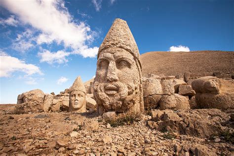 World heritage in Turkey: Nemrut, the Mountain of Gods salutes Anatolia ...