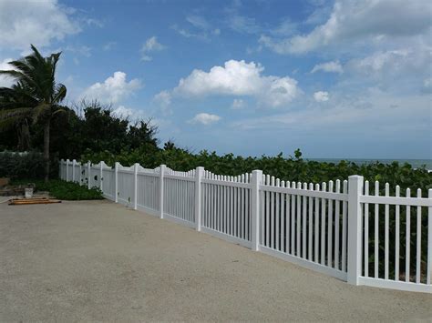 PVC/Vinyl Fencing — American Fence