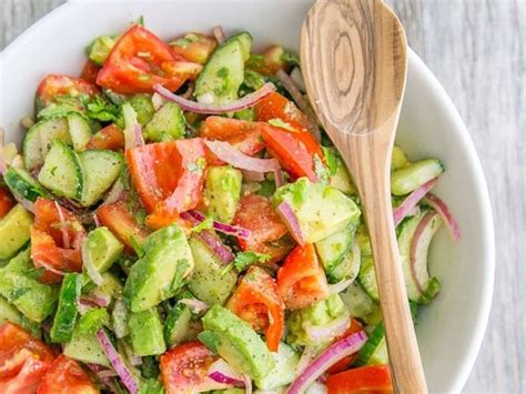 Recette : cette salade detox qui bat des records sur Pinterest ...