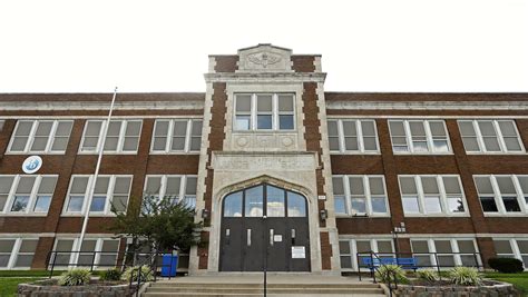 Springfield's three oldest middle schools to get upgrades