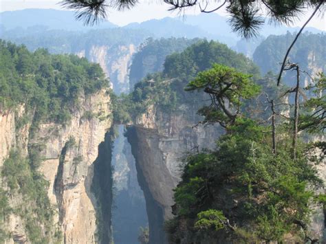 Zhangjiajie, China It's AVATAR or what? Zhangjiajie, Tianzi Mountains, Avatar, Sky People, Sword ...