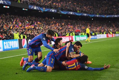 6 incredible photos from Barcelona's comeback win against PSG ...