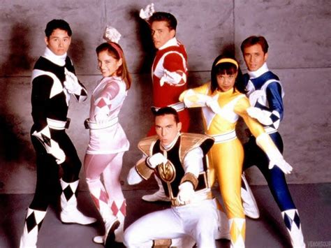 The Original Power Rangers Cast Reunites For The First Time Ever! [UPDATE]