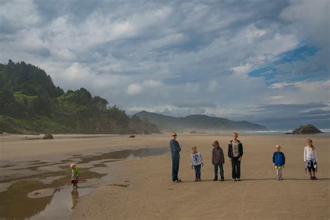 Oregon Coast Tide Pools at Hug Point and Cannon Beach - light-in-leaves