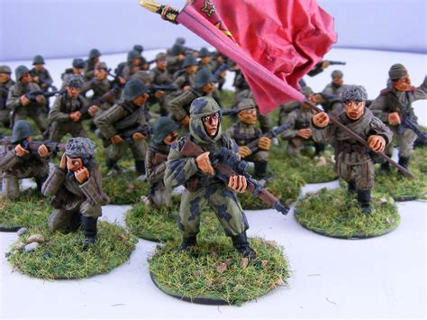 Evil Bob's Miniature Painting: 28mm WWII Soviets