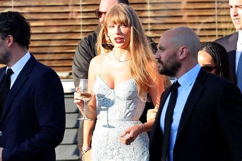 Taylor Swift's Blue Wedding Guest Dress for Jack Antonoff's Big Day Is ...