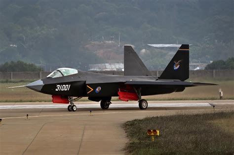 Amazing facts about the Shenyang FC-31; Chinese Stealth Jet Fighter - Crew Daily