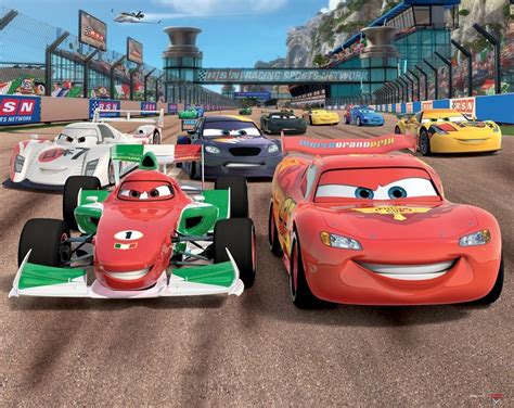 Cars 2 Francesco Bernoulli And Lightning Mcqueen (#966925) - HD Wallpaper & Backgrounds Download