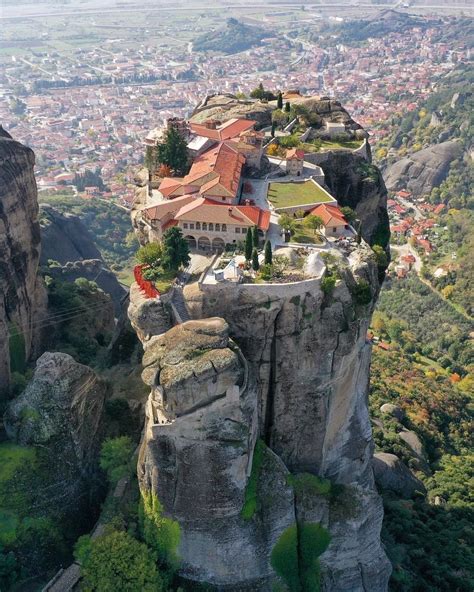 Meteora Monasteries, Greece : ArchitecturePorn