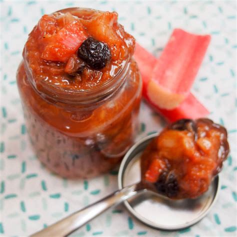 Rhubarb chutney - Caroline's Cooking