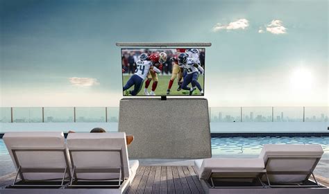 Outdoor TV Cabinet - With built in TV lift