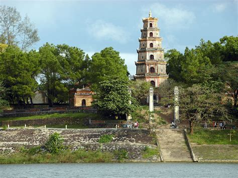 Thien Mu Pagoda, Hue