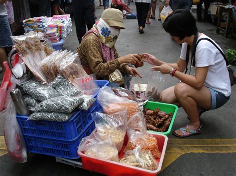 Free Images : wet market, peddler, hawker, fish, seafood, buying, penghu, taiwan, women, mask ...