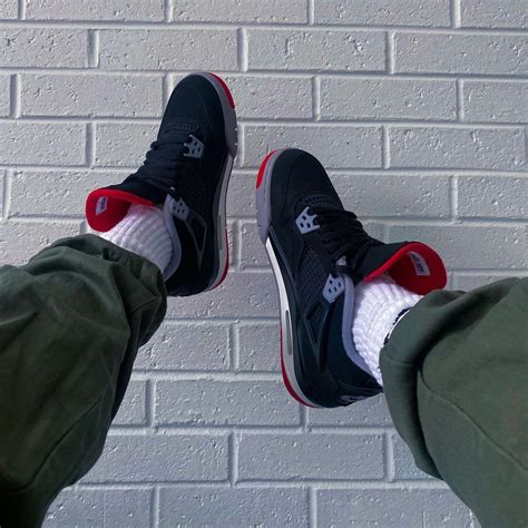 Elsi R. on Instagram: “classic. Jordan 4 Retro Bred (2019) #sneakers # ...